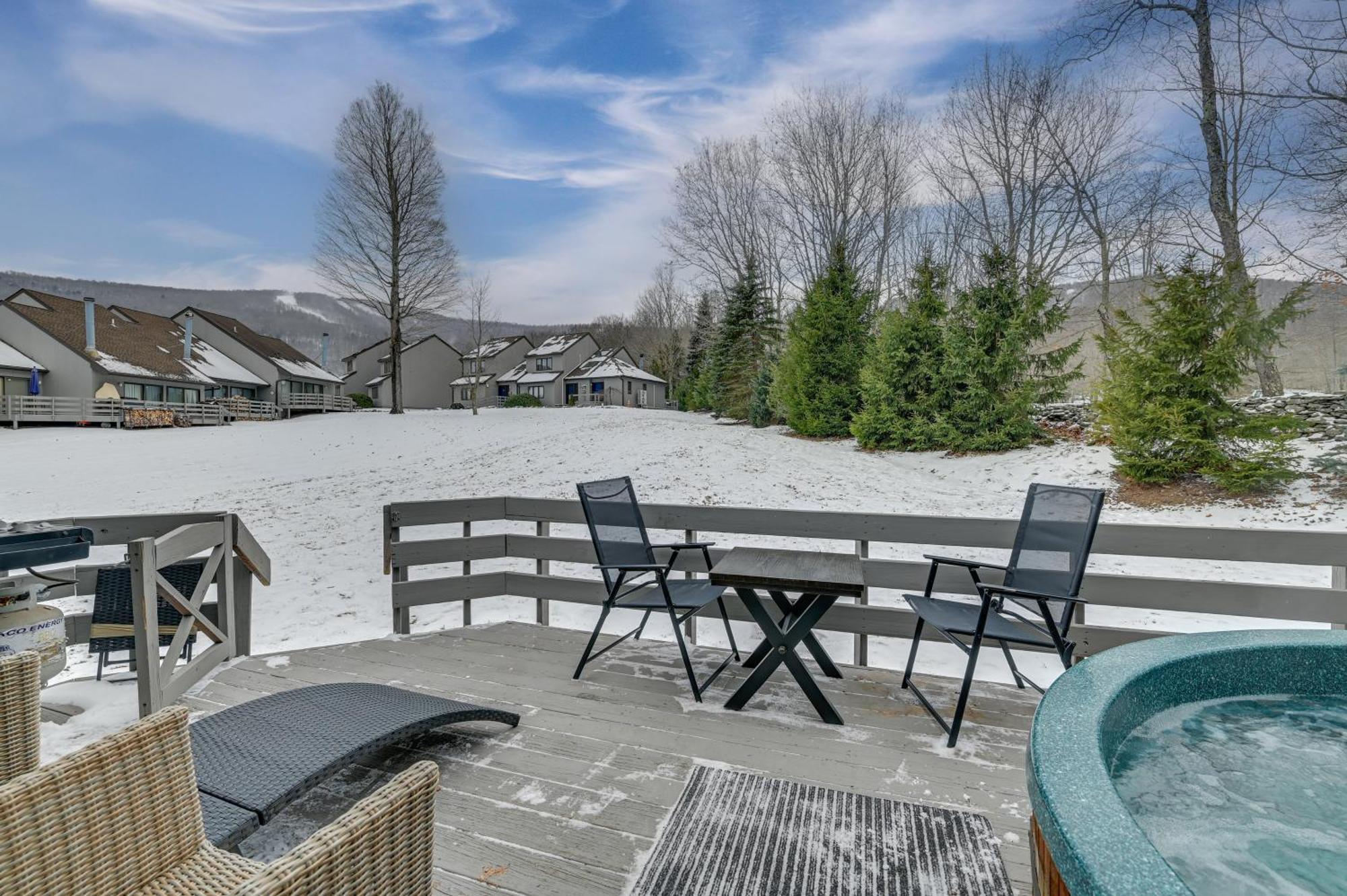 Walk To Ski Lift Family-Friendly Windham Townhome エクステリア 写真
